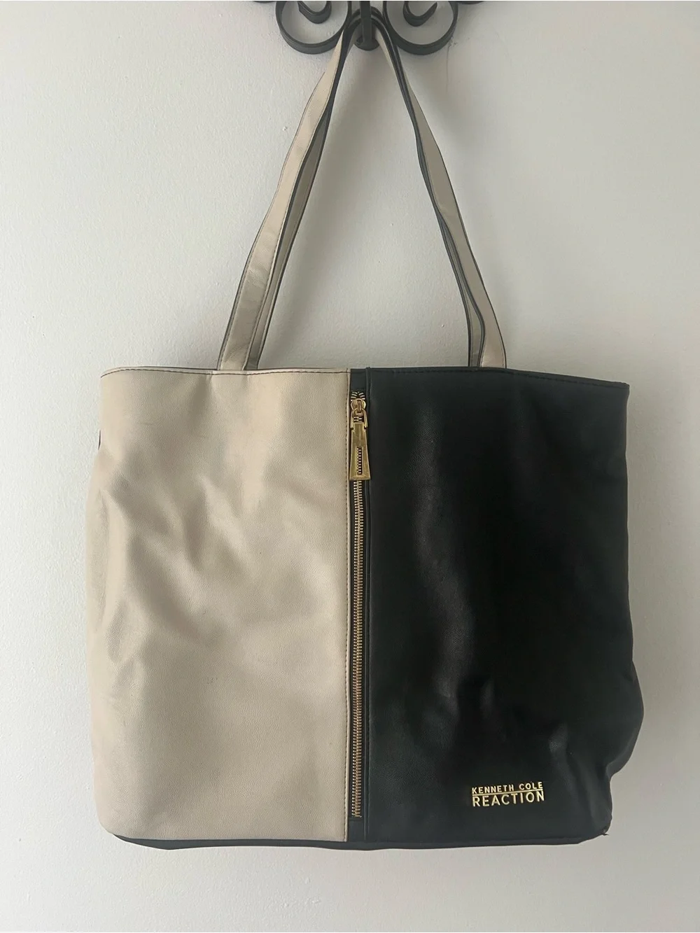 Kenneth Cole Reaction Black and Cream Colorblock Zip-Front Tote